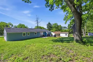 23 Marudy Dr, Clinton, NJ 08809 - Photo 28
