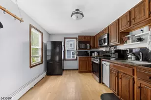 33 West St, Bloomsbury, NJ 08804 - Photo 6