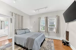 33 West St, Bloomsbury, NJ 08804 - Photo 8