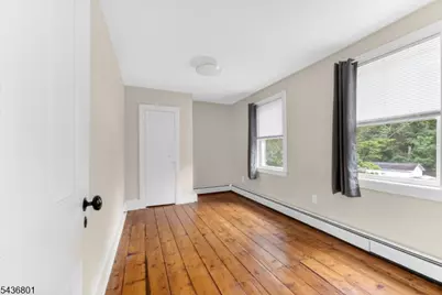 33 West St, Bloomsbury, NJ 08804 - Photo 12