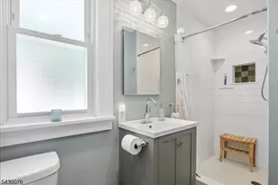 79 Franklin Pl, Totowa, NJ 07512 - Photo 10