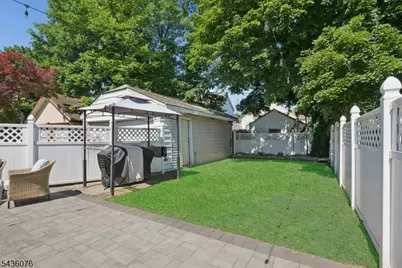 79 Franklin Pl, Totowa, NJ 07512 - Photo 24