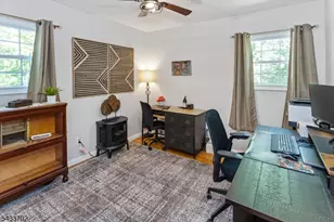 7 Crest Dr, Washington Township, NJ 07853 - Photo 20
