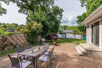 114 Sunrise Ter, Cedar Grove, NJ 07009 - Photo 4