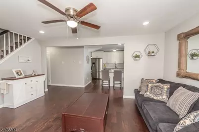 114 Sunrise Ter, Cedar Grove, NJ 07009 - Photo 10