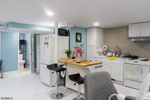 505 Knopf St, Linden, NJ 07036 - Photo 1