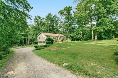 11 Fox Run, Montague, NJ 07827 - Photo 4