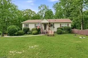 11 Fox Run, Montague, NJ 07827 - Photo 2