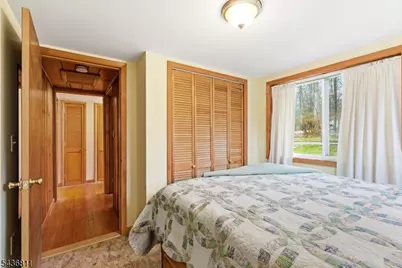 40 E Shore Dr, Hampton Township, NJ 07860 - Photo 18