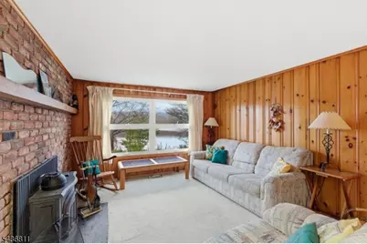 40 E Shore Dr, Hampton Township, NJ 07860 - Photo 12