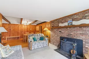 40 E Shore Dr, Hampton Township, NJ 07860 - Photo 14