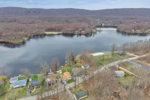 40 E Shore Dr, Hampton Township, NJ 07860 - Photo 38