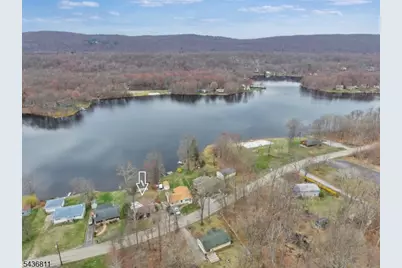 40 E Shore Dr, Hampton Township, NJ 07860 - Photo 34