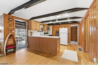 40 E Shore Dr, Hampton Township, NJ 07860 - Photo 8