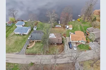 40 E Shore Dr, Hampton Township, NJ 07860 - Photo 32