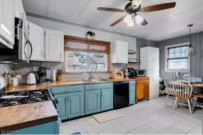 87 Keer Ave, Newark, NJ 07112 - Photo 6