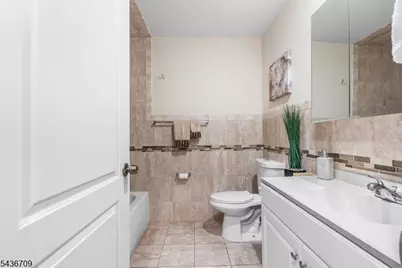 128 Baltimore Ave, Hillside, NJ 07205 - Photo 12