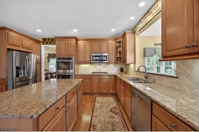 16 Saint Andrews Ct, Mount Olive, NJ 07836 - Photo 16