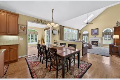 16 Saint Andrews Ct, Mount Olive, NJ 07836 - Photo 10