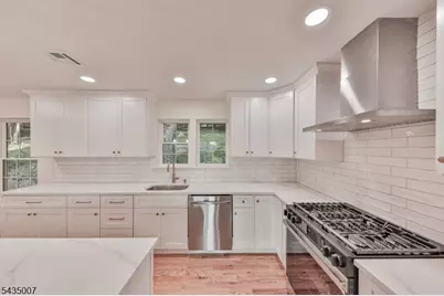 90 Chestnut St #B, Morristown, NJ 07960 - Photo 4