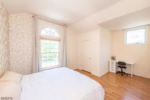 10 Ebersbach Ln, Roseland, NJ 07068 - Photo 14