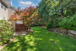 10 Ebersbach Ln, Roseland, NJ 07068 - Photo 24
