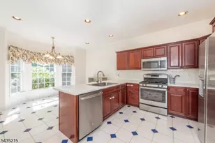 10 Ebersbach Ln, Roseland, NJ 07068 - Photo 6
