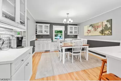 8 Garrett Dr, Raritan Township, NJ 08822 - Photo 20