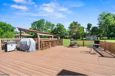 8 Garrett Dr, Raritan Township, NJ 08822 - Photo 14