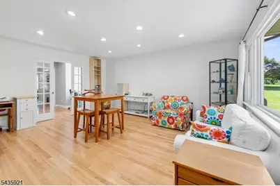 8 Garrett Dr, Raritan Township, NJ 08822 - Photo 24