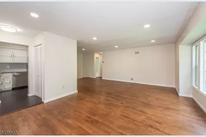 28 Brandywyne Dr, Florham Park, NJ 07932 - Photo 12