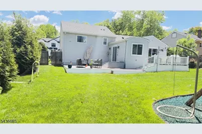 5 Riker Hill Rd, Livingston, NJ 07039 - Photo 2