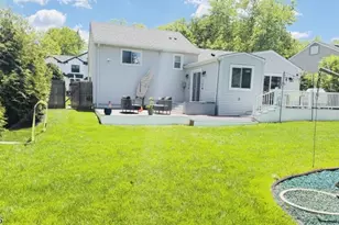 5 Riker Hill Rd, Livingston, NJ 07039 - Photo 2