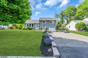 5 Riker Hill Rd, Livingston, NJ 07039 - Photo 2