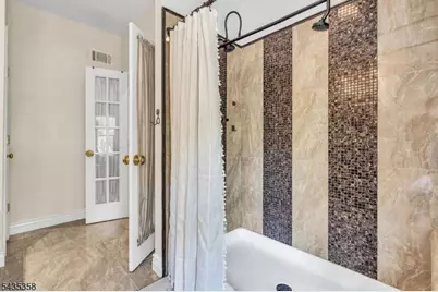 128 Raritan River Rd, Lebanon Township, NJ 07830 - Photo 22