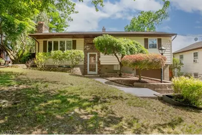 44 Adelphia Rd, Parsippany, NJ 07054 - Photo 32