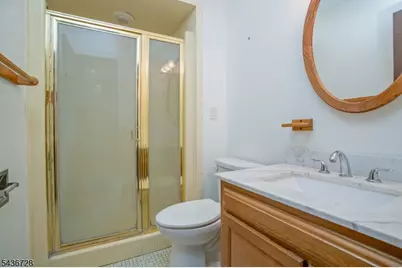 44 Adelphia Rd, Parsippany, NJ 07054 - Photo 18