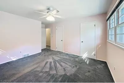 8 Mohawk Ave, Rockaway Township, NJ 07866 - Photo 18