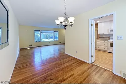 8 Mohawk Ave, Rockaway Township, NJ 07866 - Photo 10