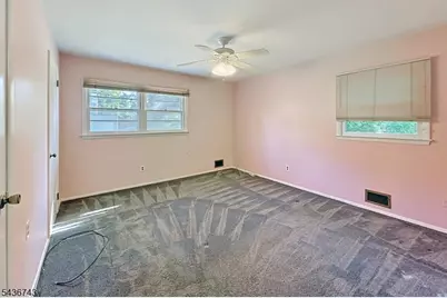 8 Mohawk Ave, Rockaway Township, NJ 07866 - Photo 20