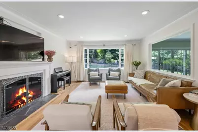 496 Lincoln Ave, Ridgewood, NJ 07450 - Photo 4