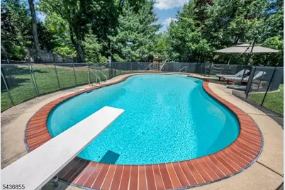 496 Lincoln Ave, Ridgewood, NJ 07450 - Photo 34