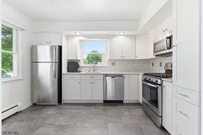 162 Washington St, Berkeley Heights Township, NJ 07922 - Photo 16