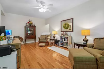 18 B Foxwood Dr Unit #B, Morris Plains, NJ 07950 - Photo 6
