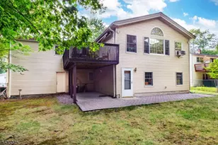 62 Trocha Ave, Livingston Twp., NJ 07039 - Photo 20