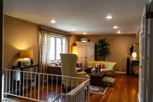 62 Trocha Ave, Livingston, NJ 07039 - Photo 4