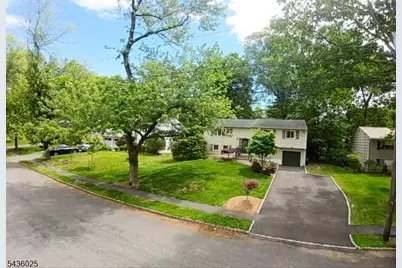 62 Trocha Ave, Livingston, NJ 07039 - Photo 2