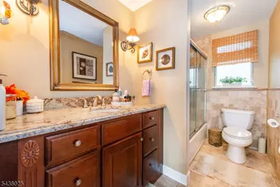 62 Trocha Ave, Livingston Twp., NJ 07039 - Photo 12