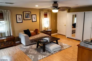 62 Trocha Ave, Livingston, NJ 07039 - Photo 18