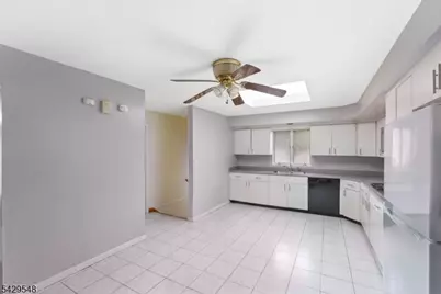767 Kingsland Ave, Ridgefield, NJ 07657 - Photo 24